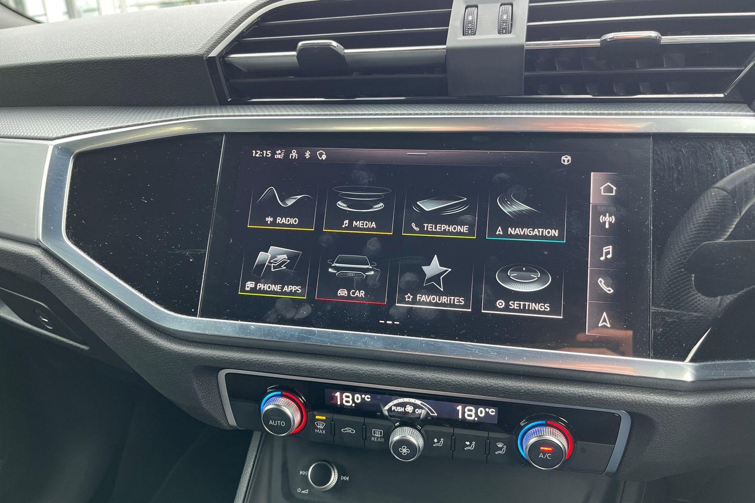 Audi Q3 Photo 37
