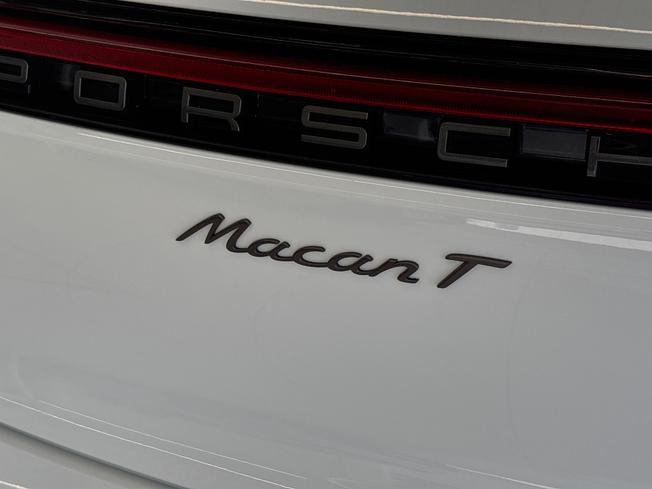 PORSCHE Macan Photo 44