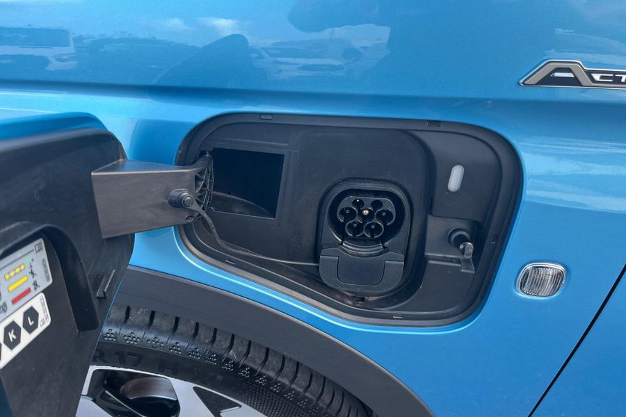 Ford TRANSIT CONNECT Photo autoimg-fe4f19f76400418af2a581f133933591a1d2f3ec.jpg