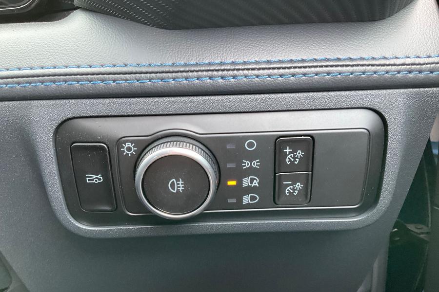 Ford MUSTANG Photo autoimg-fe4f605a8037db46c755e432dcb83959d2be4e44.jpg