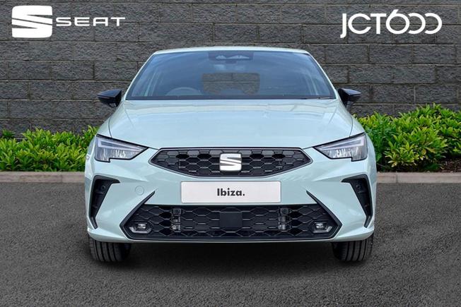 SEAT Ibiza Photo 8