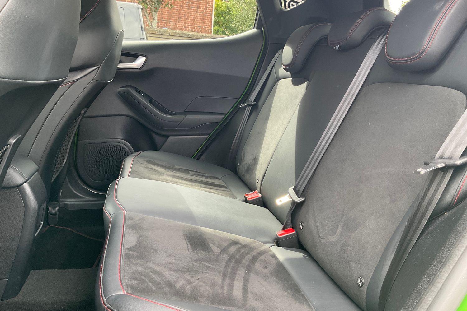 Ford Fiesta Photo 19