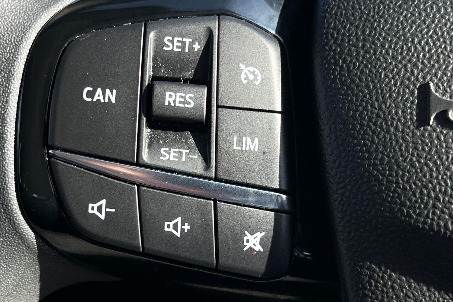 Ford Fiesta Photo 24