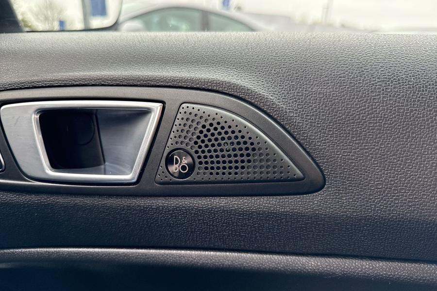 Ford ECOSPORT Photo autoimg-fe5ede49cd060d5997b63b92bf75aeeee6cb379b.jpg