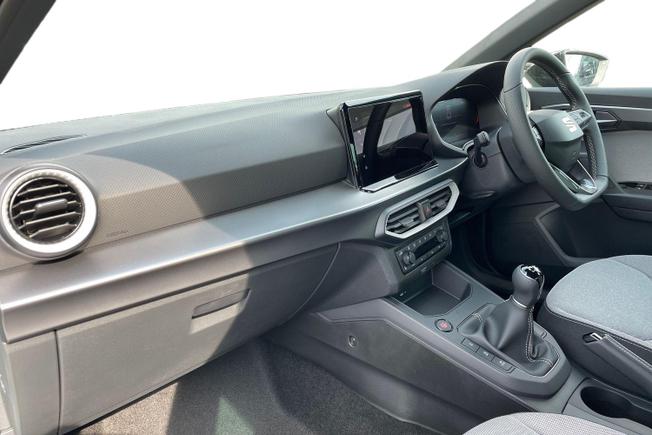 SEAT Ibiza Photo 2