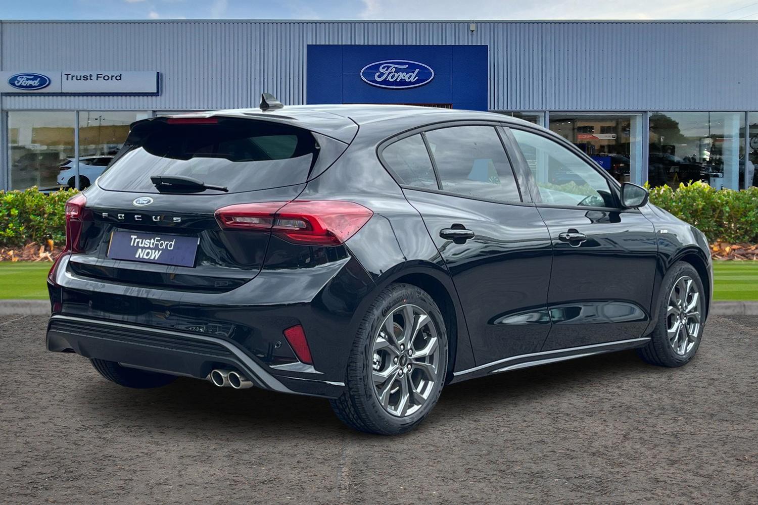Ford FOCUS Photo 3