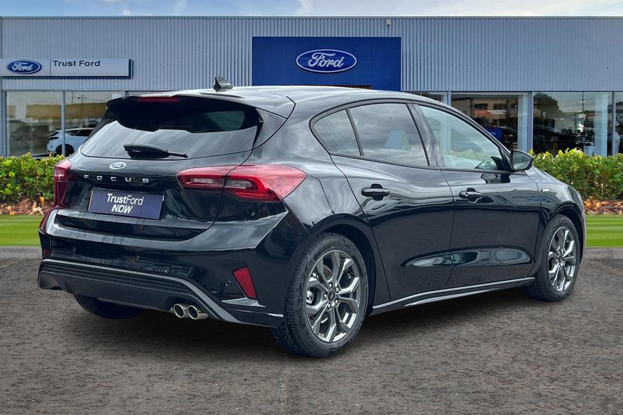 Ford FOCUS Photo autoimg-fe621401ffdb6644637946142221948ad4eb73e7.jpg