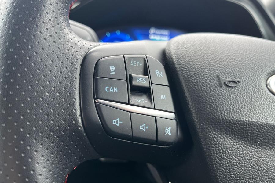 Ford FOCUS Photo autoimg-fe67f908304904650ef22256947a2b90c0a0c430.jpg