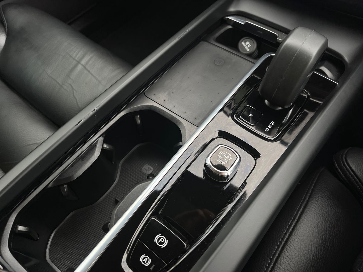 Volvo XC60 Photo 36