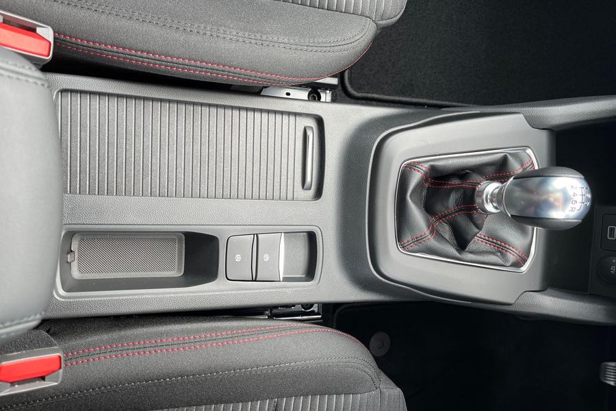 Ford FOCUS Photo autoimg-fe6d5828cba6223e346c75da422ae315fe305095.jpg