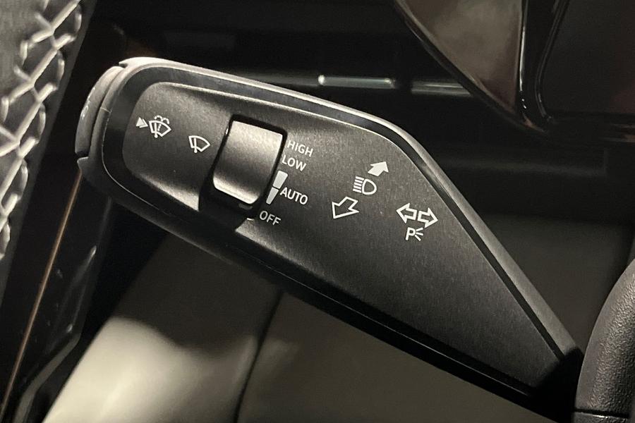 Ford CAPRI Photo autoimg-fe6dff61e105057832cfb4de21b6d1acc831920a.jpg