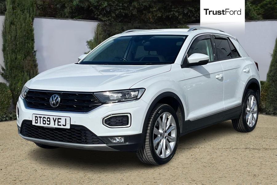 Volkswagen T-ROC Photo autoimg-fe6e96a6c00cfb4b4e520bb09e7fac3de1a89838.jpg