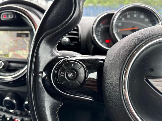 MINI Clubman Photo 16