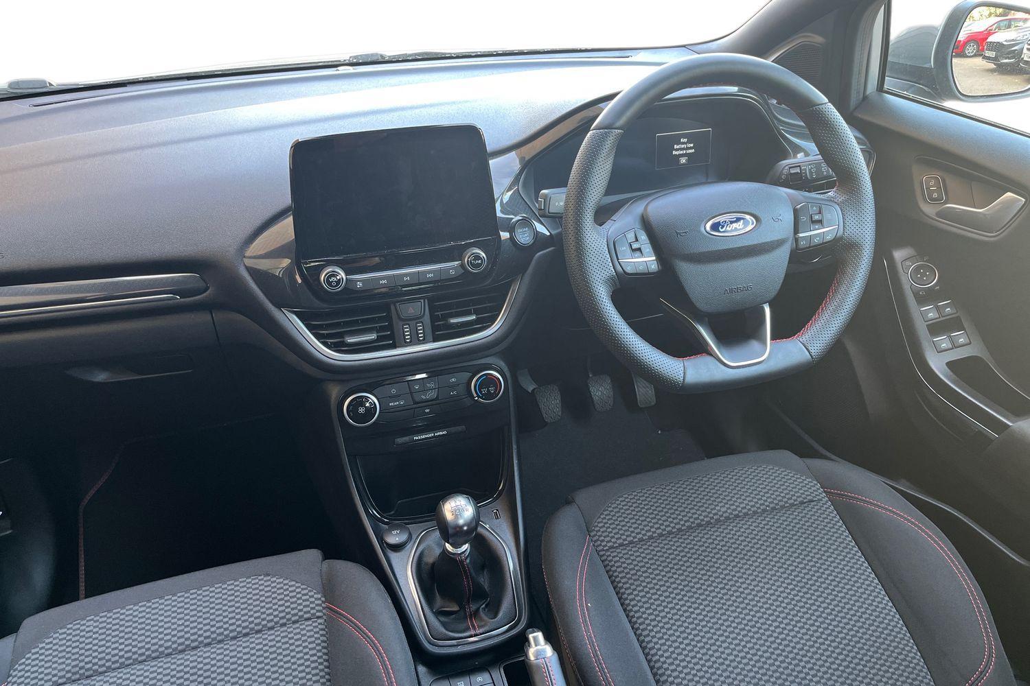Ford PUMA Photo 10