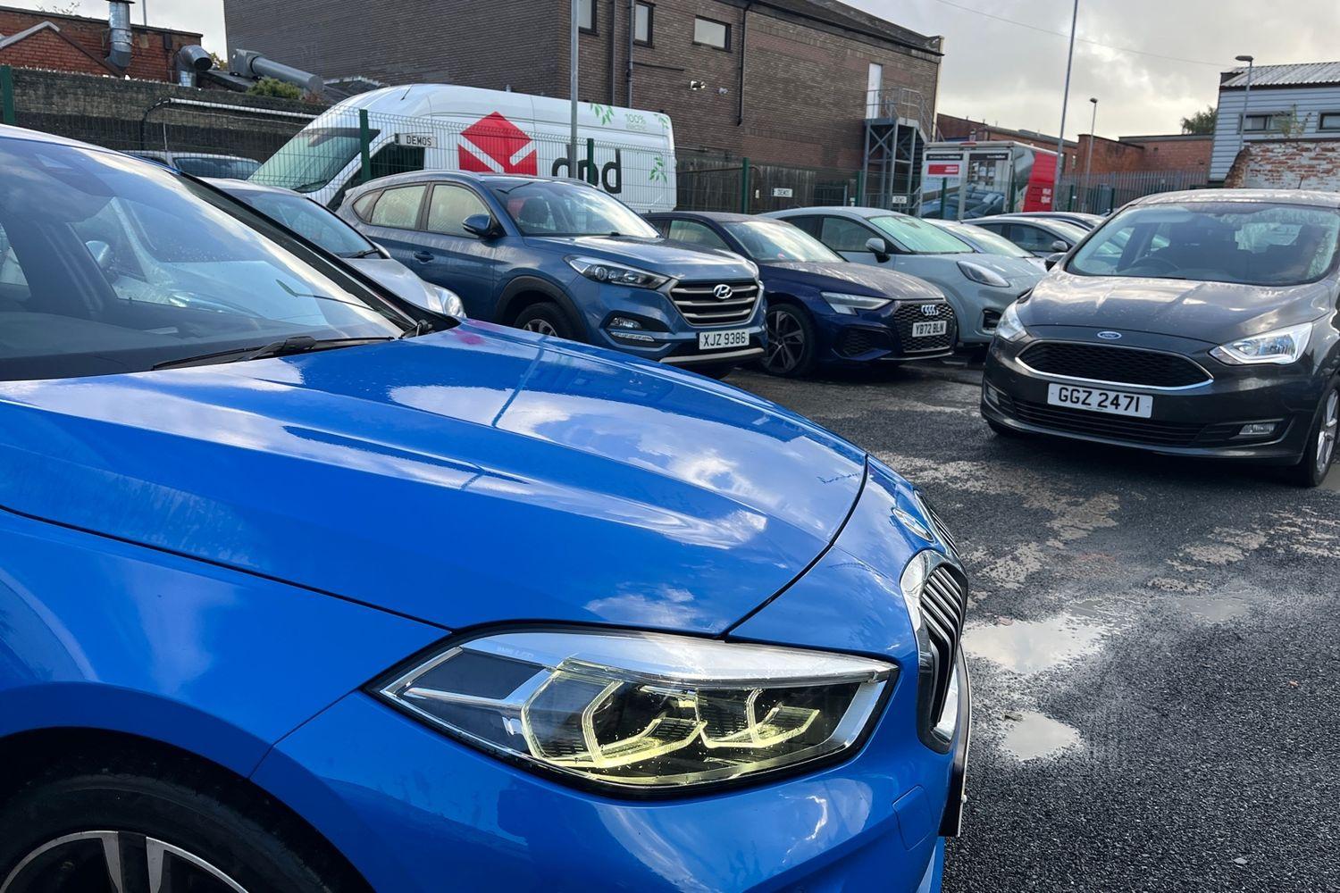 BMW 1 SERIES Photo 22