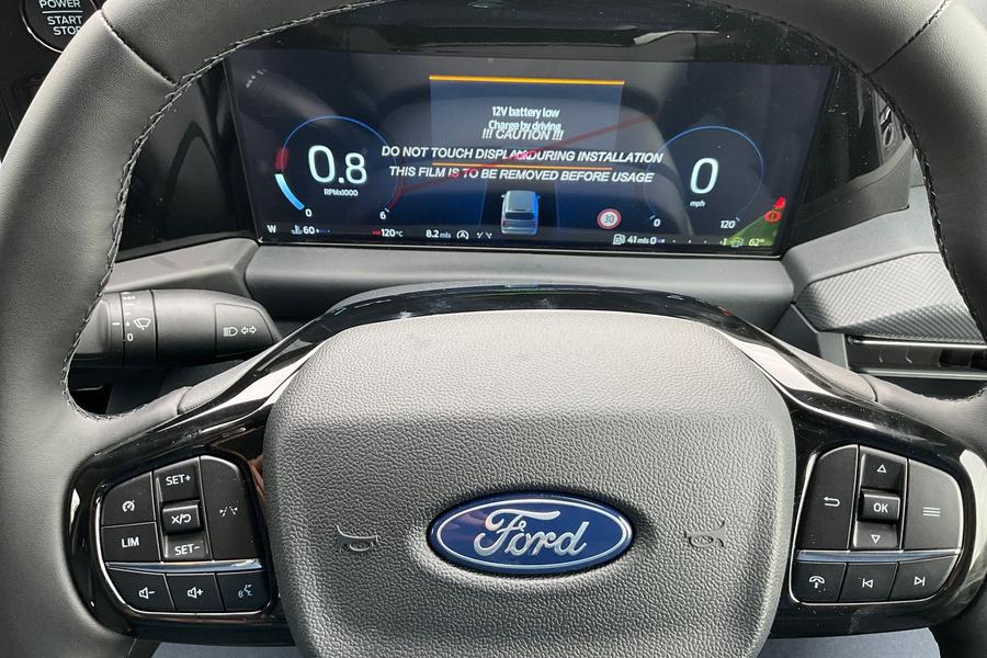 Ford TRANSIT CUSTOM Photo autoimg-fe838178070dd58ad447c8c0a6407ff1fb6563ef.jpg