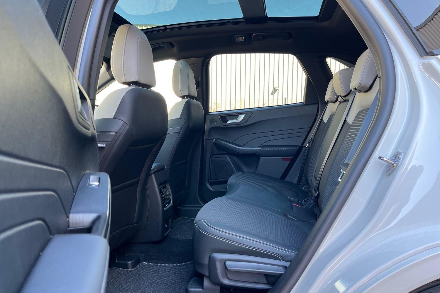 Ford KUGA Photo 26