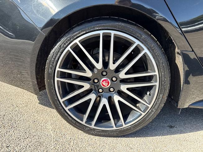 JAGUAR XF Photo 25