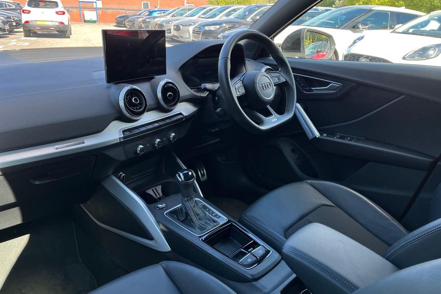 Audi Q2 Photo autoimg-fe8c3ef1f4deed469723d59a86cf7458cd34d1e2.jpg