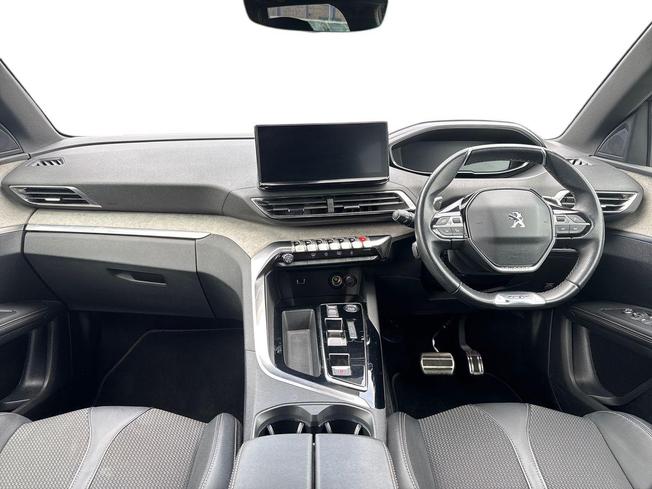 PEUGEOT 5008 Photo 10
