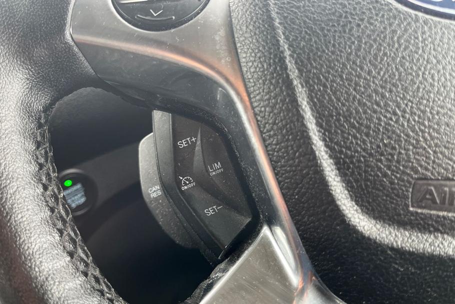 Used FORD TRANSIT CONNECT EX69UBS 17