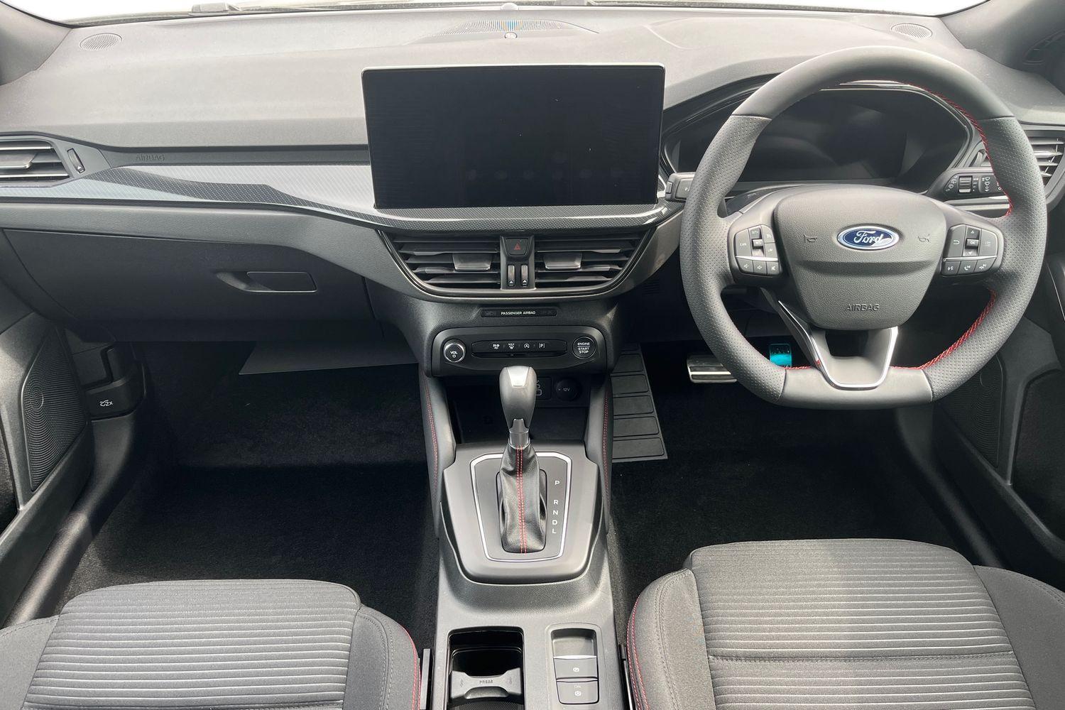 Ford FOCUS Photo 9