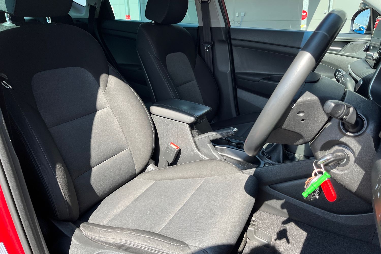 Hyundai TUCSON Photo 16