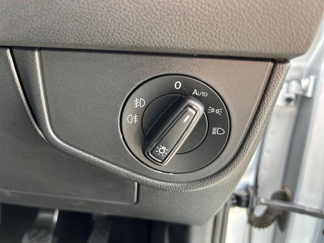 VOLKSWAGEN Polo Photo 38