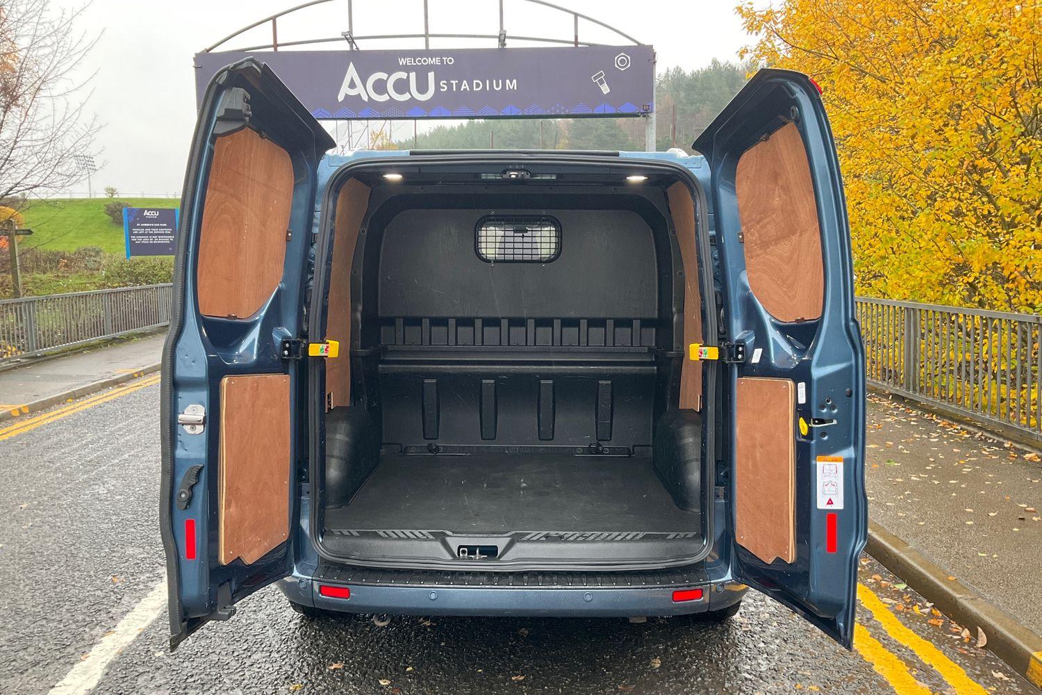 Ford TRANSIT CUSTOM Photo 5