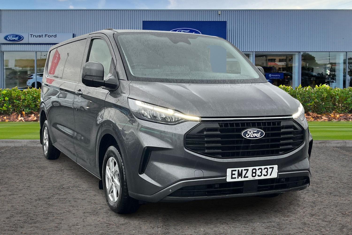 Ford Transit Custom Photo 0