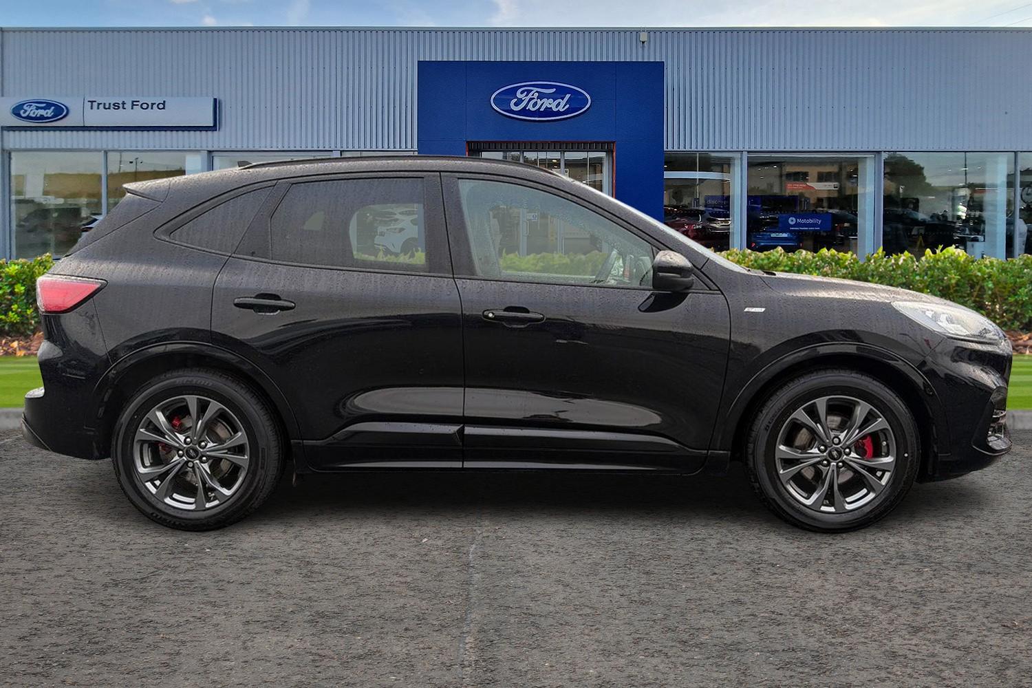 Ford KUGA Photo 2