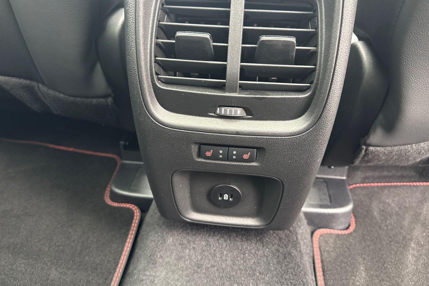 Ford KUGA Photo 39