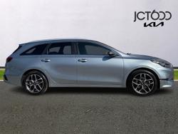 KIA Ceed Photo 4