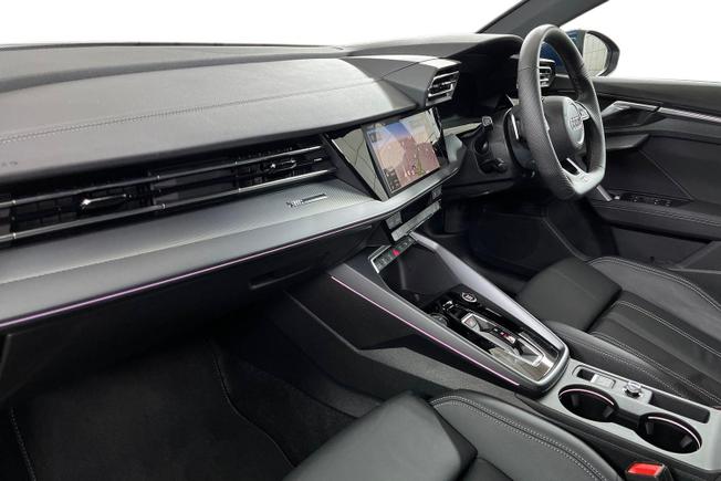 AUDI A3 Photo 2