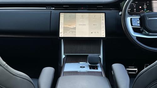 Land Rover Range Rover Photo autoimg-fec0b661d71946c3d9d9f433c8704fc45bfade2c.jpg