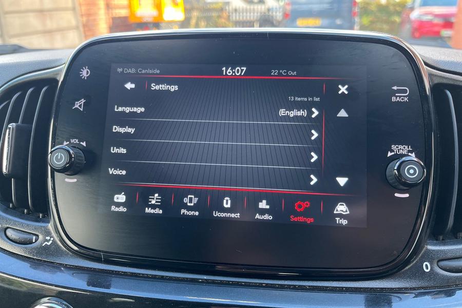 Fiat 500C Photo autoimg-fec1c9fe2913db2554357856b2df43f736133e41.jpg