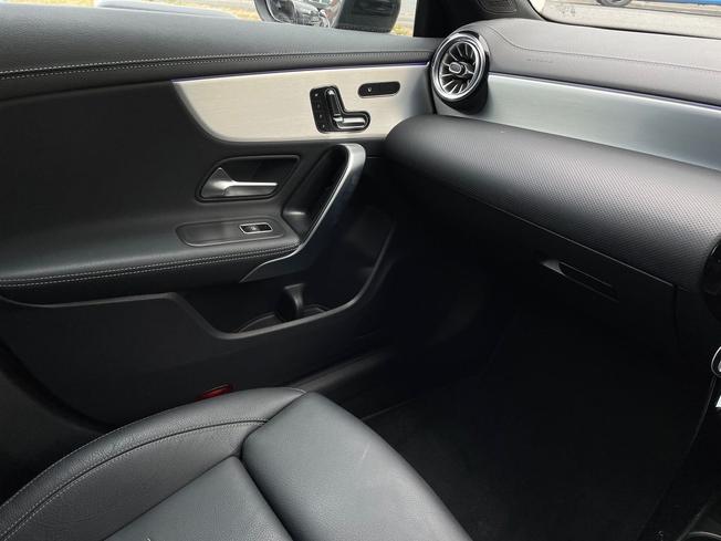 MERCEDES-BENZ CLA Photo 54