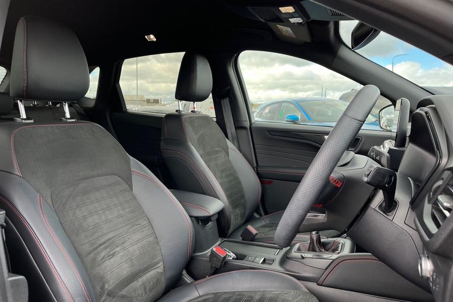 Ford Kuga Photo autoimg-fec422866870cbe00c33ce17615d15dcac0853b0.jpg