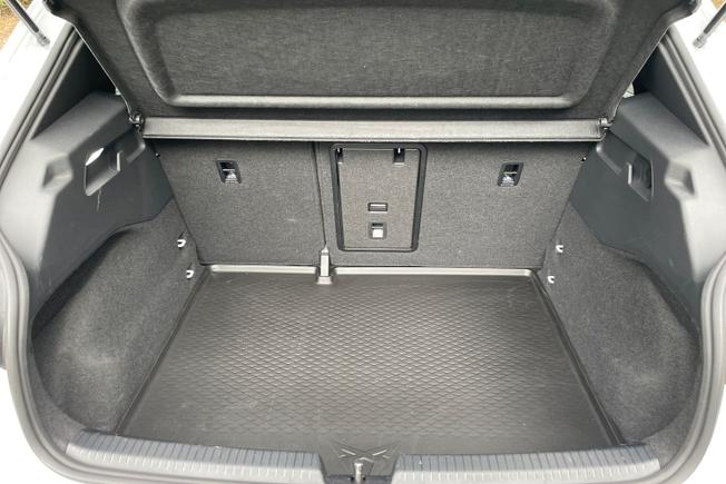 CUPRA Born Photo 12