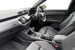 AUDI Q3 Photo 2
