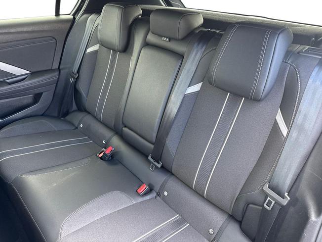 VAUXHALL Astra Photo 9