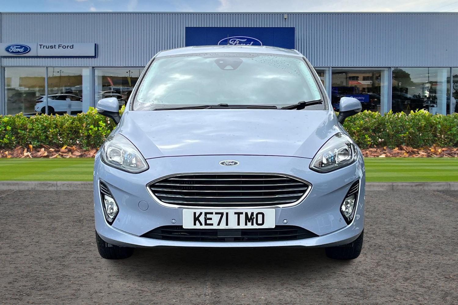 Ford Fiesta Photo 5
