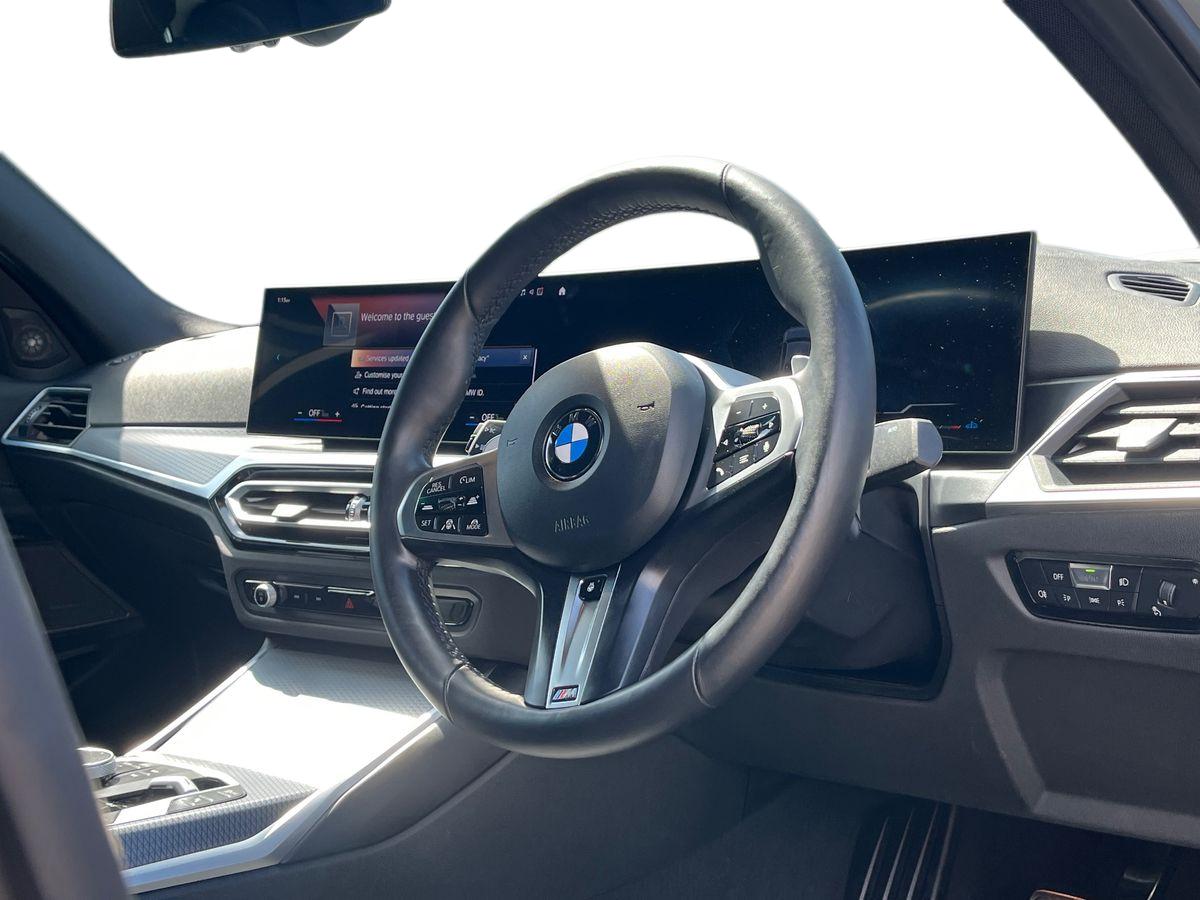 BMW 3 Series Photo 19