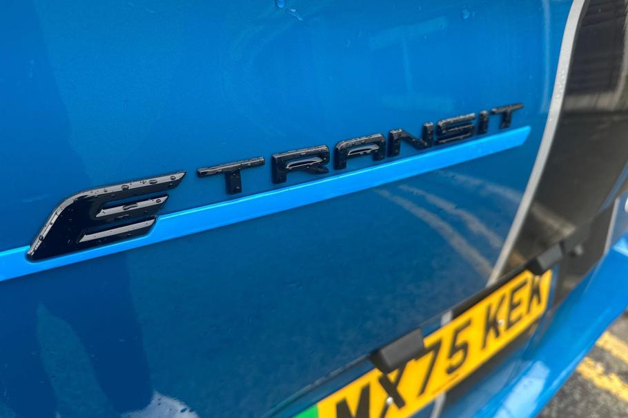 Used Ford E-TRANSIT CUSTOM MX75KEK 34