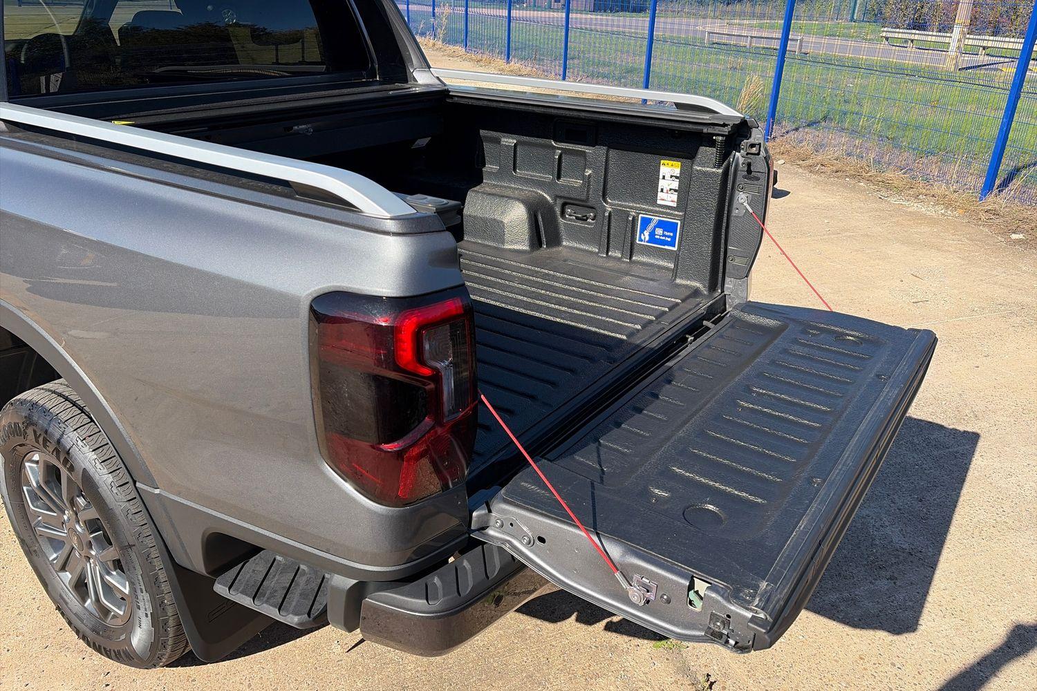Ford RANGER Photo 4