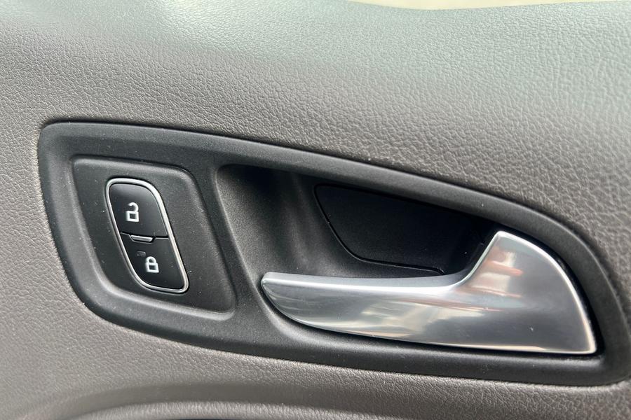 Ford TRANSIT CONNECT Photo autoimg-fedc7d660a2639ec73f739b8b31934479373f9eb.jpg