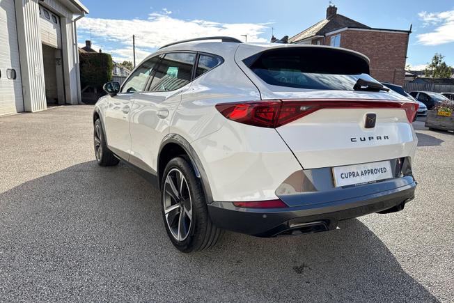 CUPRA FORMENTOR Photo 24