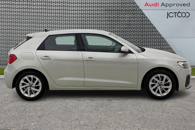AUDI A1 Photo 4