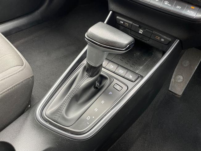 HYUNDAI Bayon Photo 41