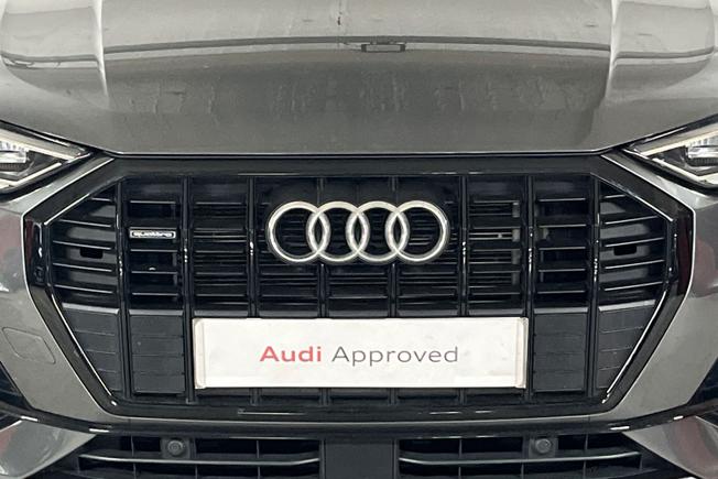 AUDI Q3 Photo 29